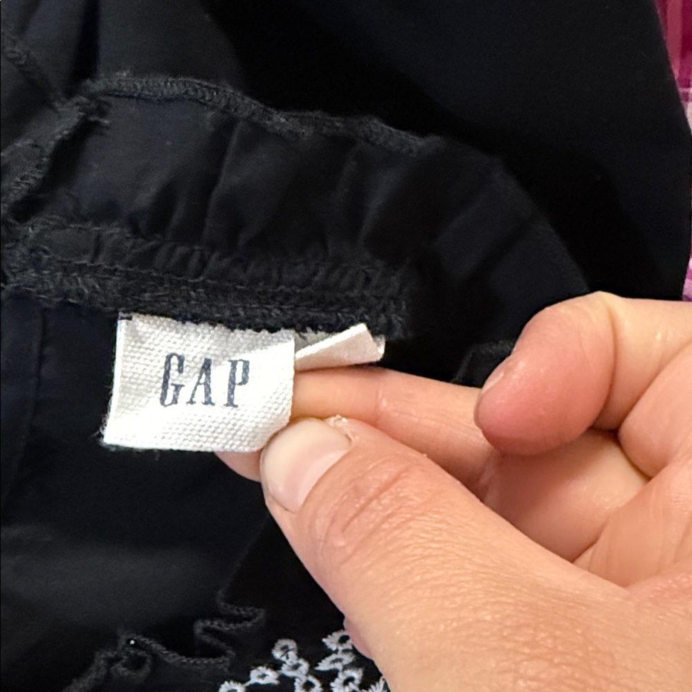 GAP Black Blouse with White Lace Accents - Picture 5 of 7